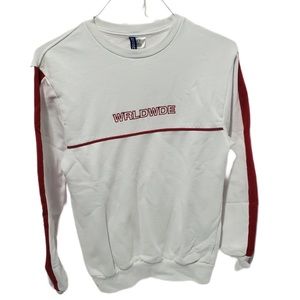 H&M Men’s White Red Stripe Worldwide Crew Neck Sweater!